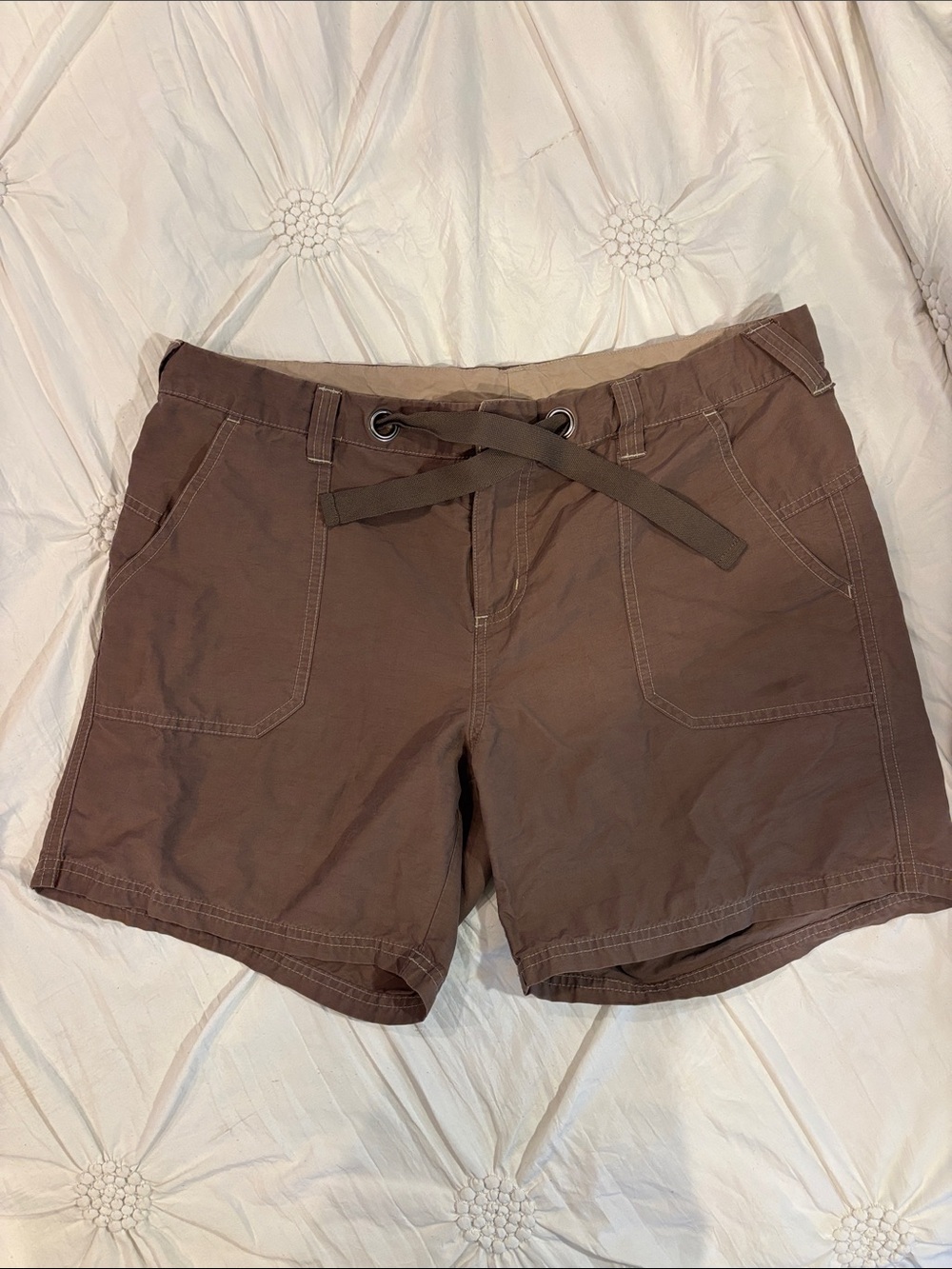 Columbia Brown Drawstring Everyday Shorts